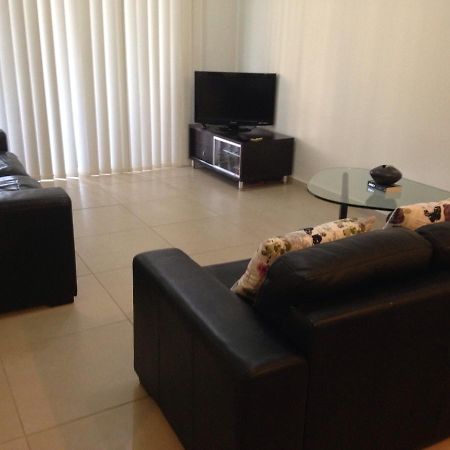 Mandria Apartment Bagian luar foto